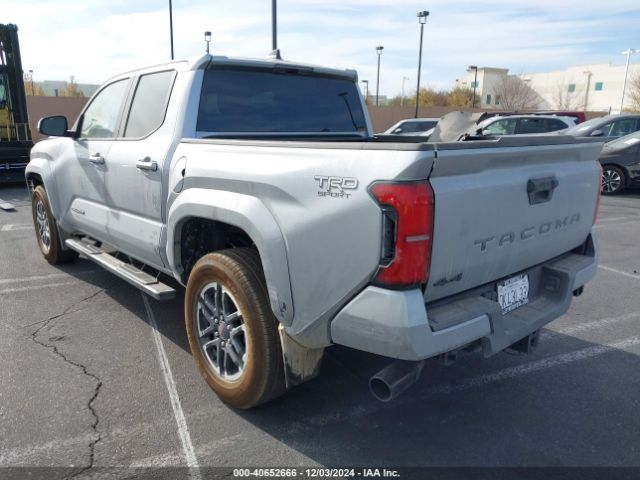 Photo 2 VIN: 3TMLB5JN9RM056107 - TOYOTA TACOMA 