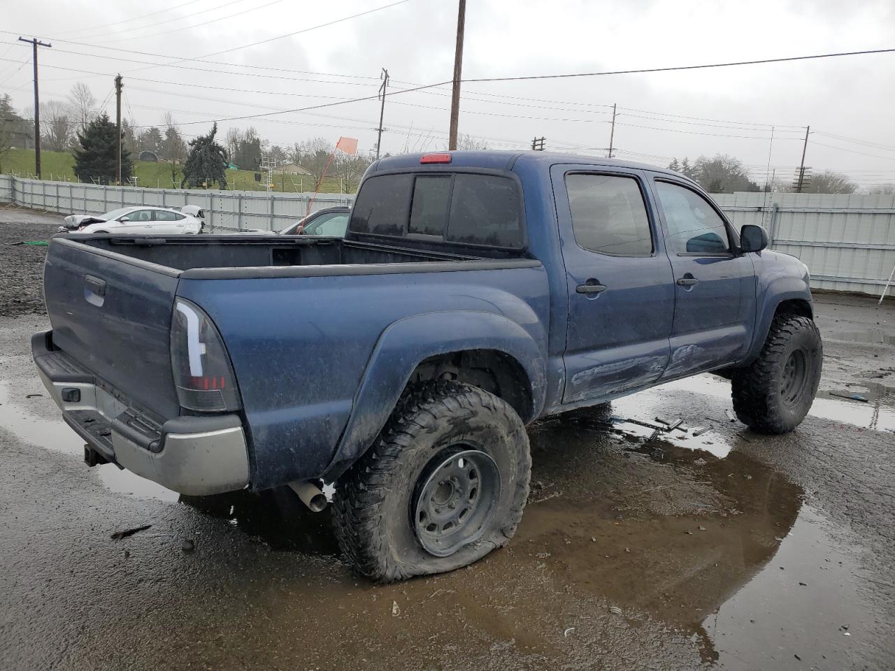 Photo 2 VIN: 3TMLU42N18M018503 - TOYOTA TACOMA 