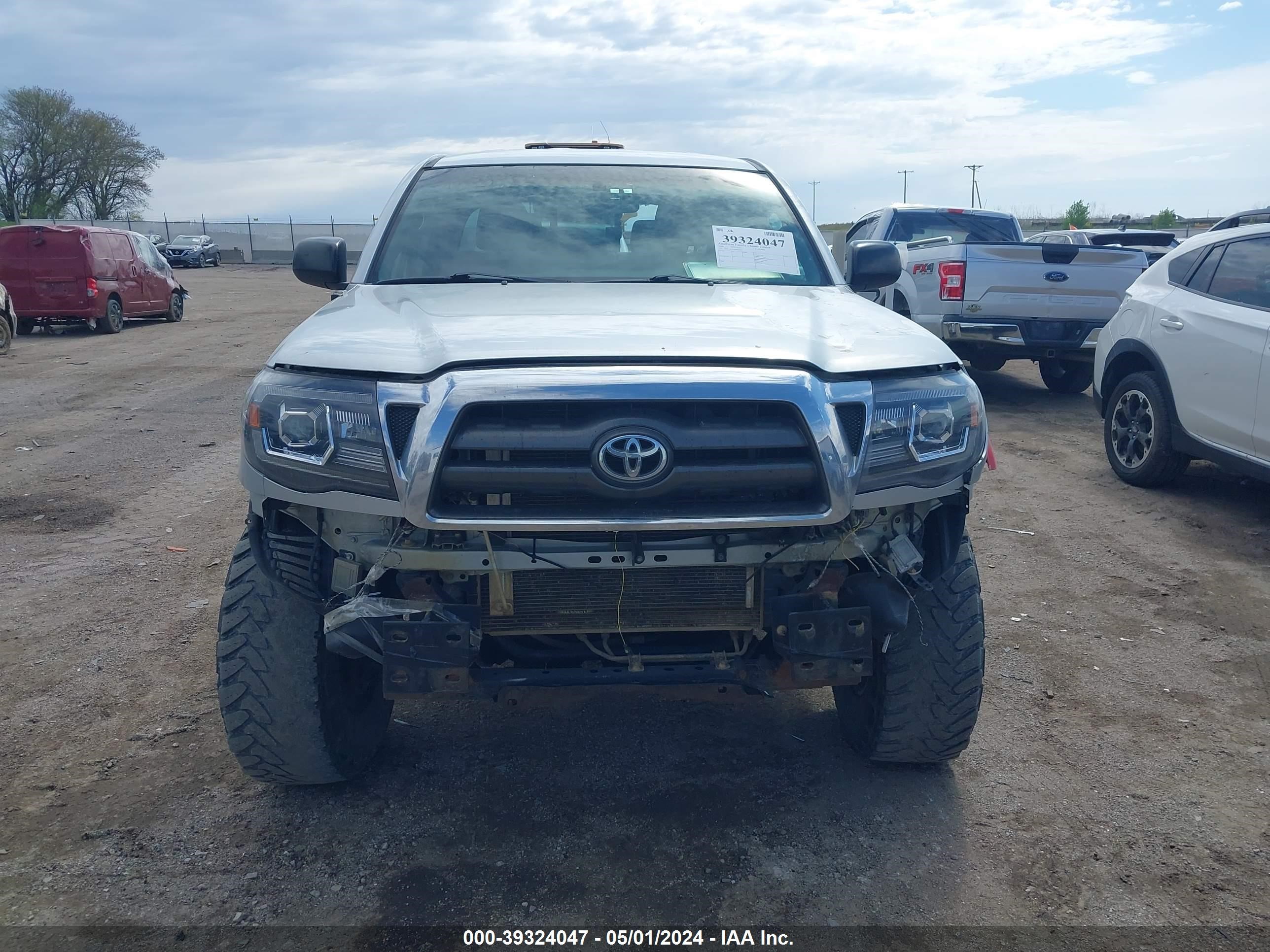 Photo 10 VIN: 3TMLU42N19M036260 - TOYOTA TACOMA 