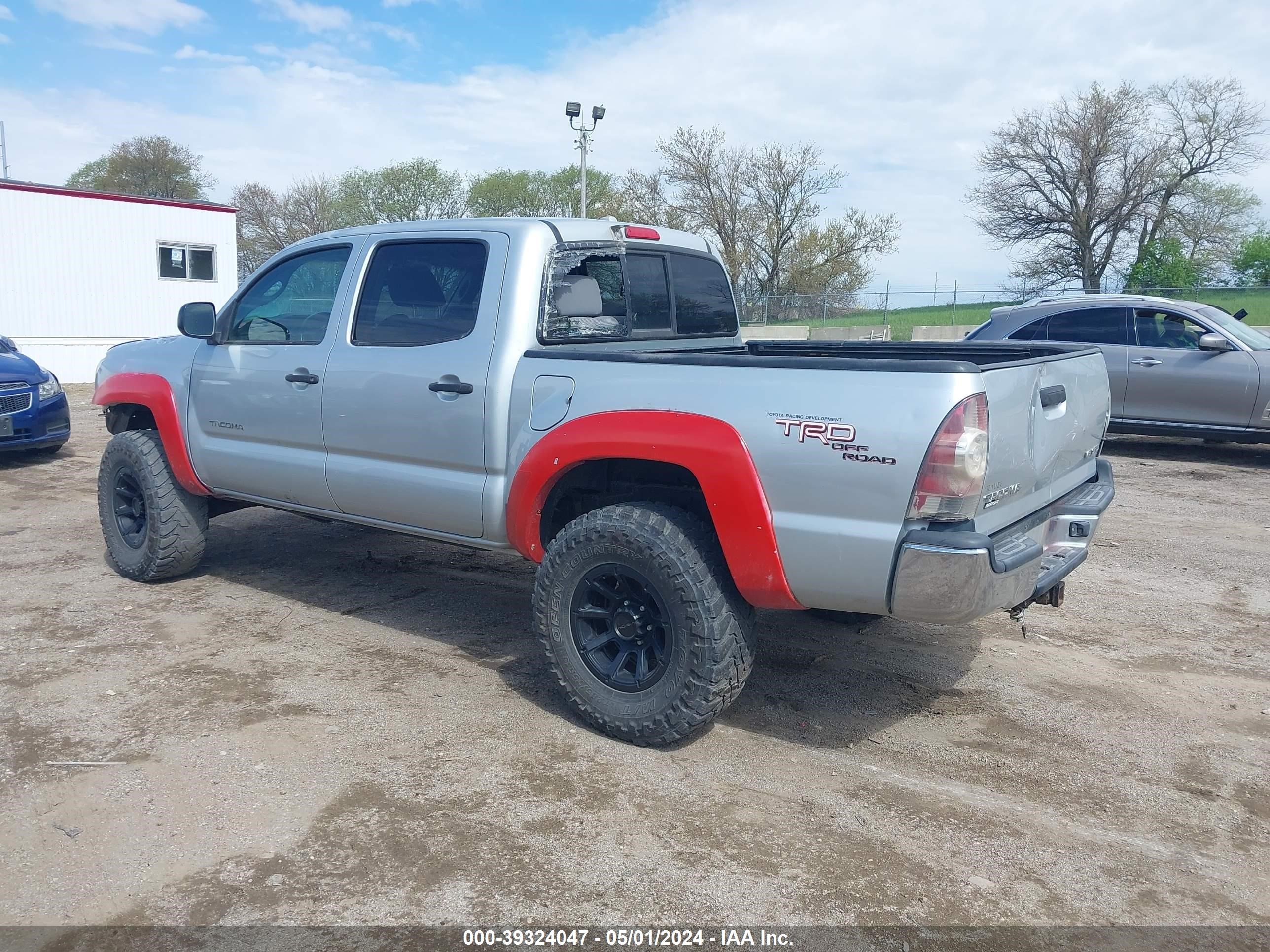 Photo 2 VIN: 3TMLU42N19M036260 - TOYOTA TACOMA 