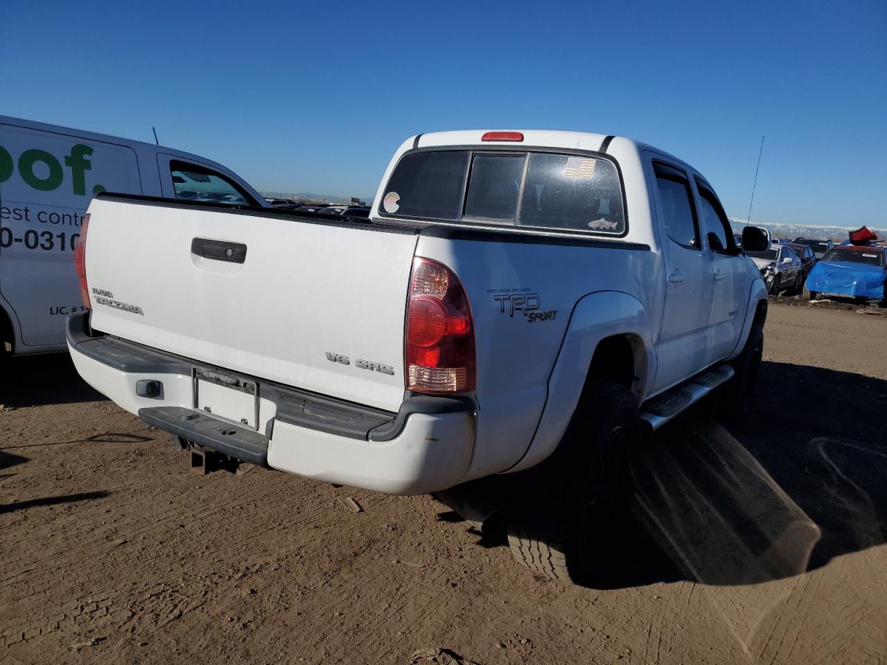 Photo 2 VIN: 3TMLU42N25M001902 - TOYOTA TACOMA 