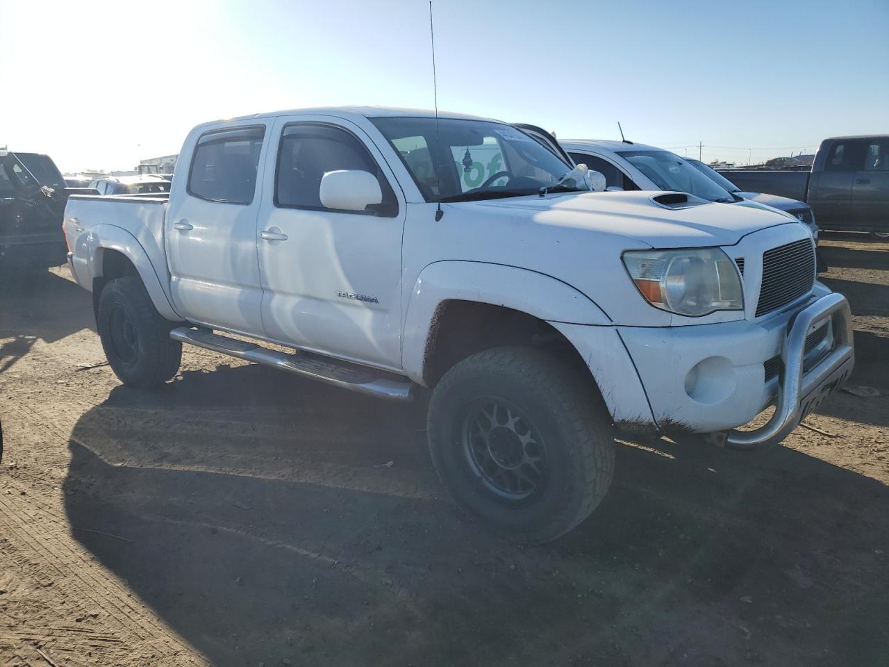 Photo 3 VIN: 3TMLU42N25M001902 - TOYOTA TACOMA 