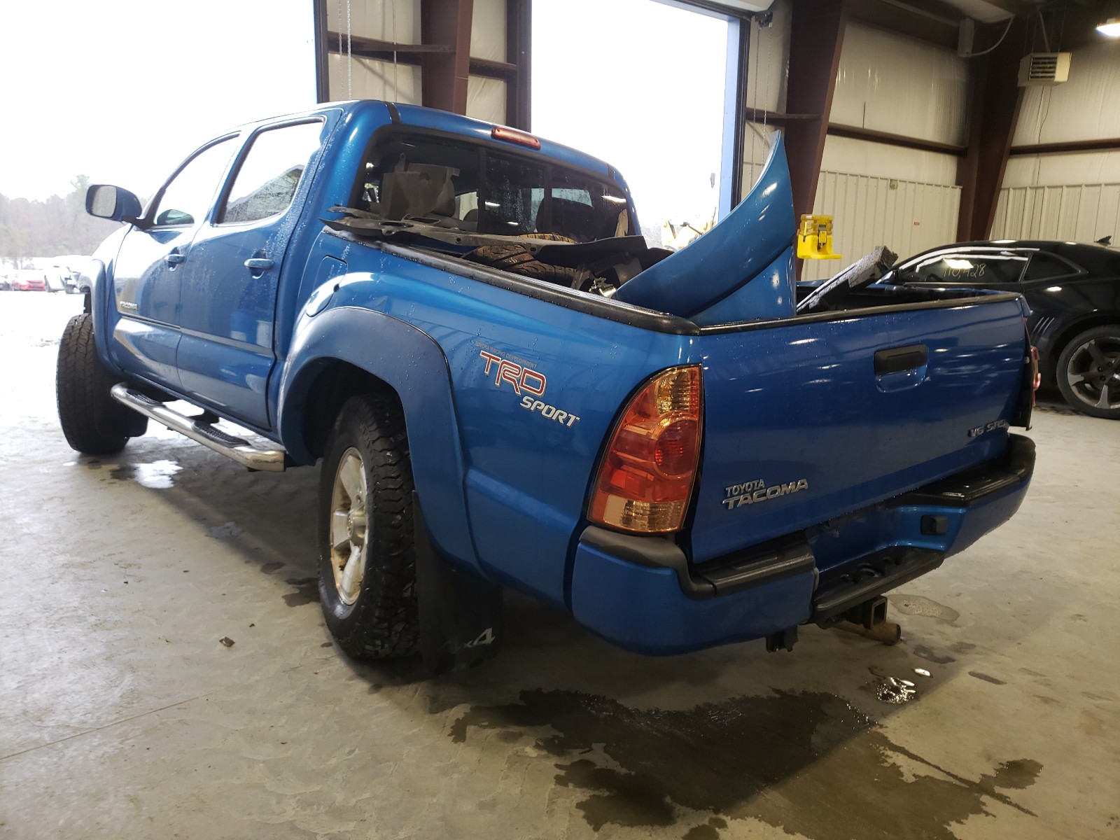 Photo 2 VIN: 3TMLU42N26M008706 - TOYOTA TACOMA DOU 