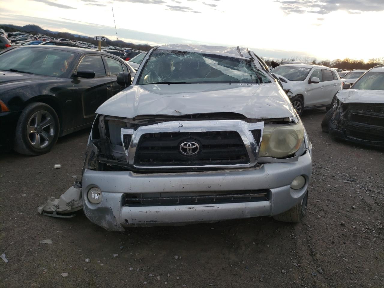 Photo 4 VIN: 3TMLU42N37M010806 - TOYOTA TACOMA 