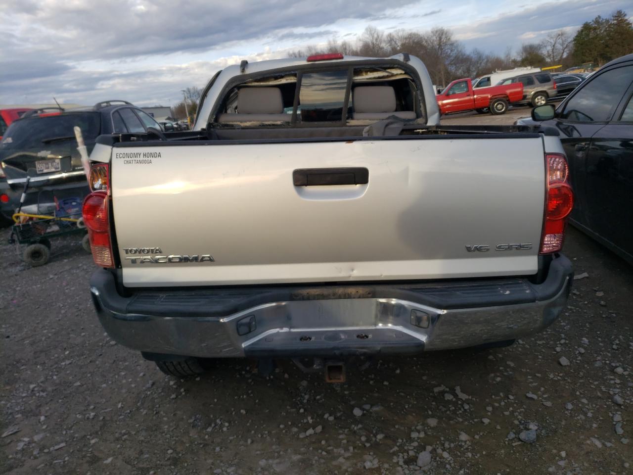 Photo 5 VIN: 3TMLU42N37M010806 - TOYOTA TACOMA 