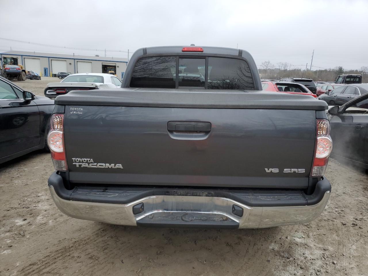 Photo 5 VIN: 3TMLU42N59M020952 - TOYOTA TACOMA 