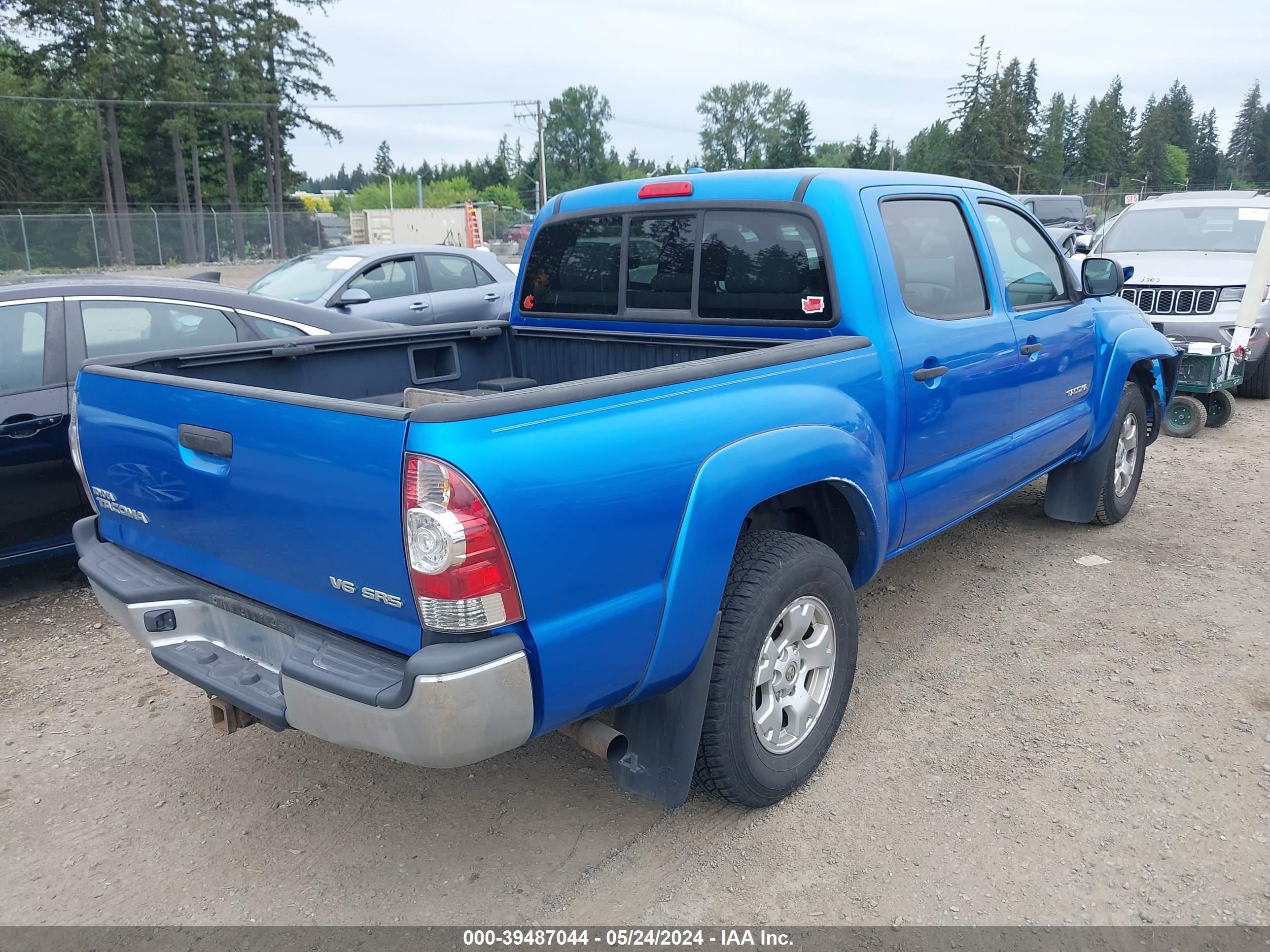 Photo 3 VIN: 3TMLU42N59M033555 - TOYOTA TACOMA 