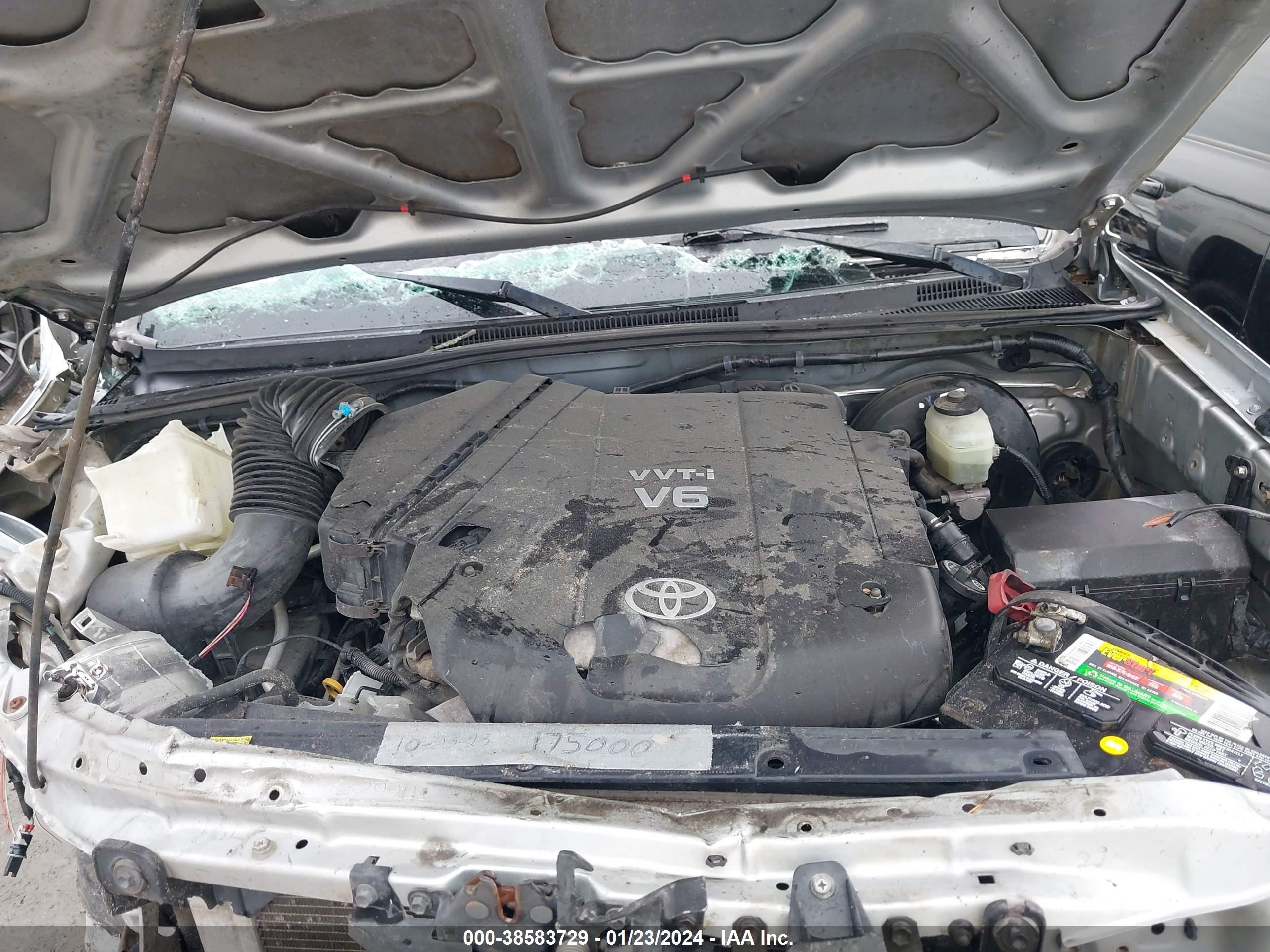 Photo 9 VIN: 3TMLU42N66M005758 - TOYOTA TACOMA 