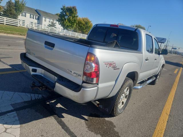 Photo 3 VIN: 3TMLU42N69M037436 - TOYOTA TACOMA DOU 