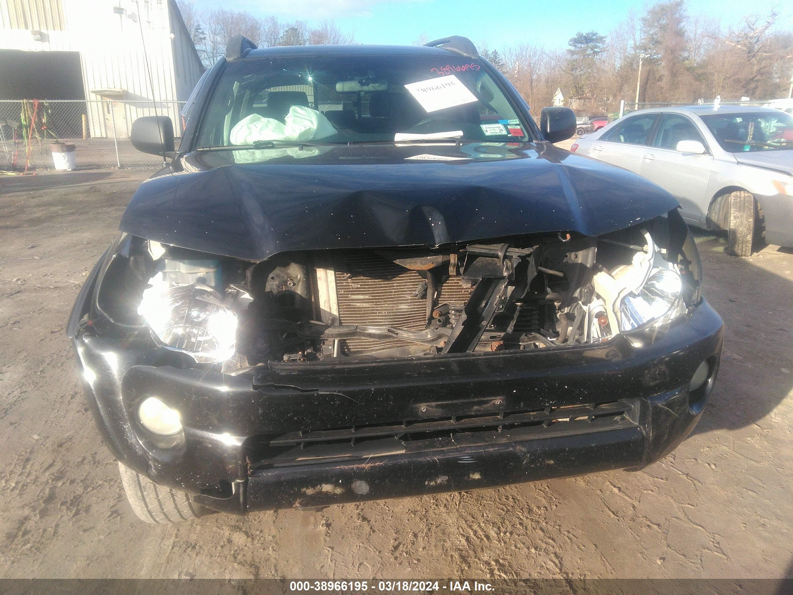 Photo 5 VIN: 3TMLU42N88M019471 - TOYOTA TACOMA 