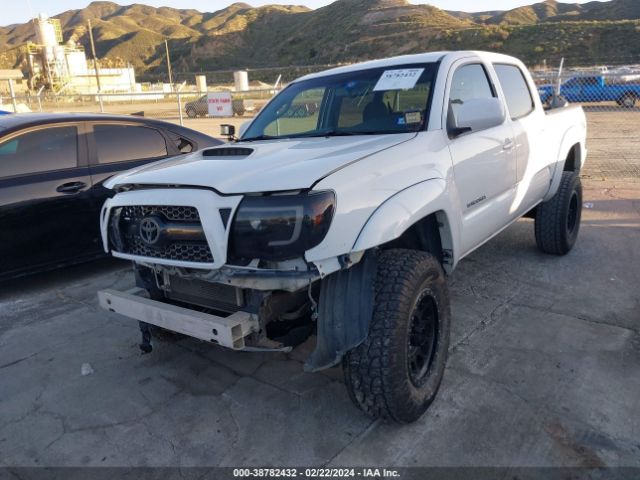 Photo 1 VIN: 3TMLU4EN0BM061801 - TOYOTA TACOMA 