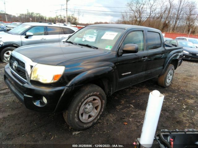 Photo 1 VIN: 3TMLU4EN0BM063984 - TOYOTA TACOMA 