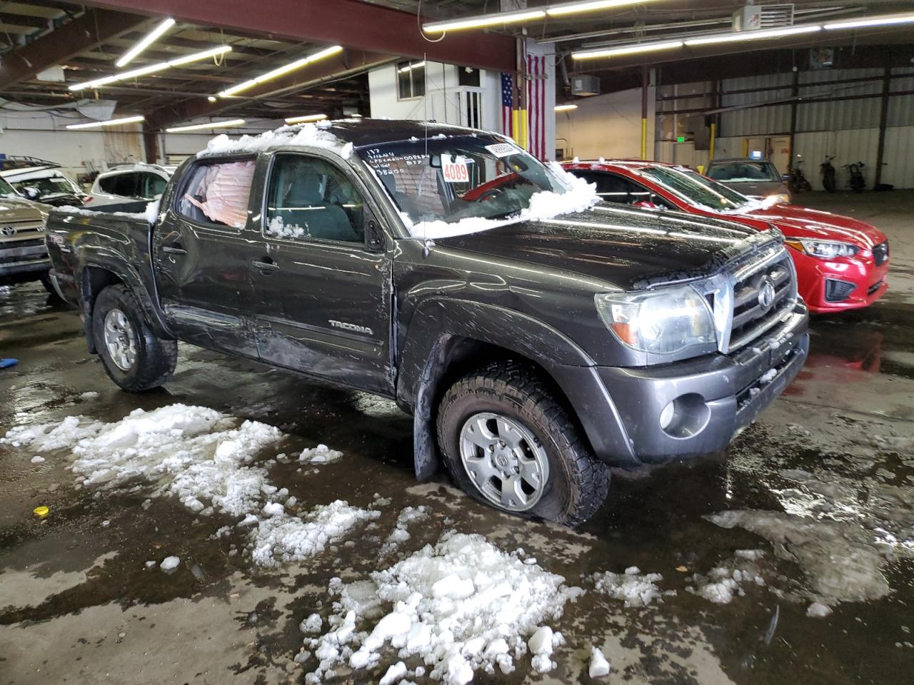 Photo 3 VIN: 3TMLU4EN1AM038137 - TOYOTA TACOMA 