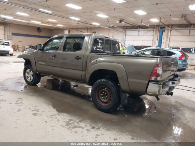 Photo 2 VIN: 3TMLU4EN1BM057210 - TOYOTA TACOMA 