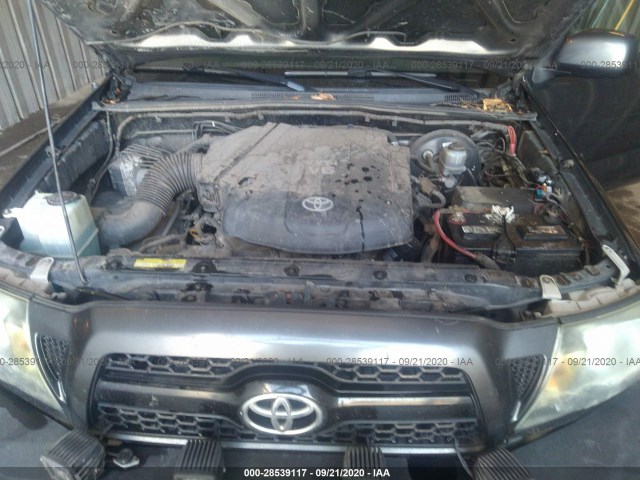 Photo 9 VIN: 3TMLU4EN1BM057255 - TOYOTA TACOMA 