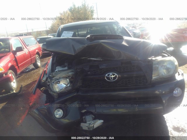 Photo 5 VIN: 3TMLU4EN1BM061872 - TOYOTA TACOMA 