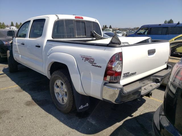 Photo 2 VIN: 3TMLU4EN1BM064853 - TOYOTA TACOMA DOU 