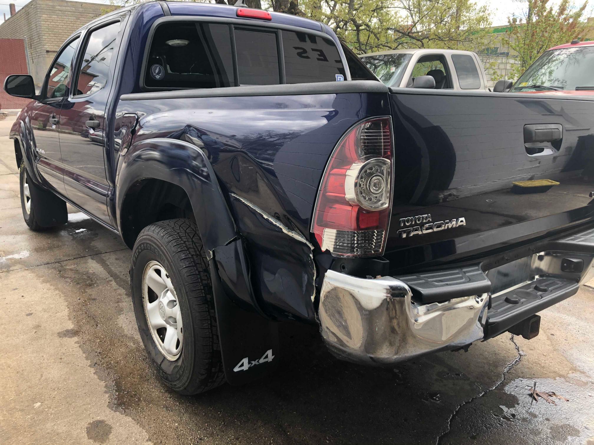 Photo 2 VIN: 3TMLU4EN1CM090824 - TOYOTA TACOMA DOU 