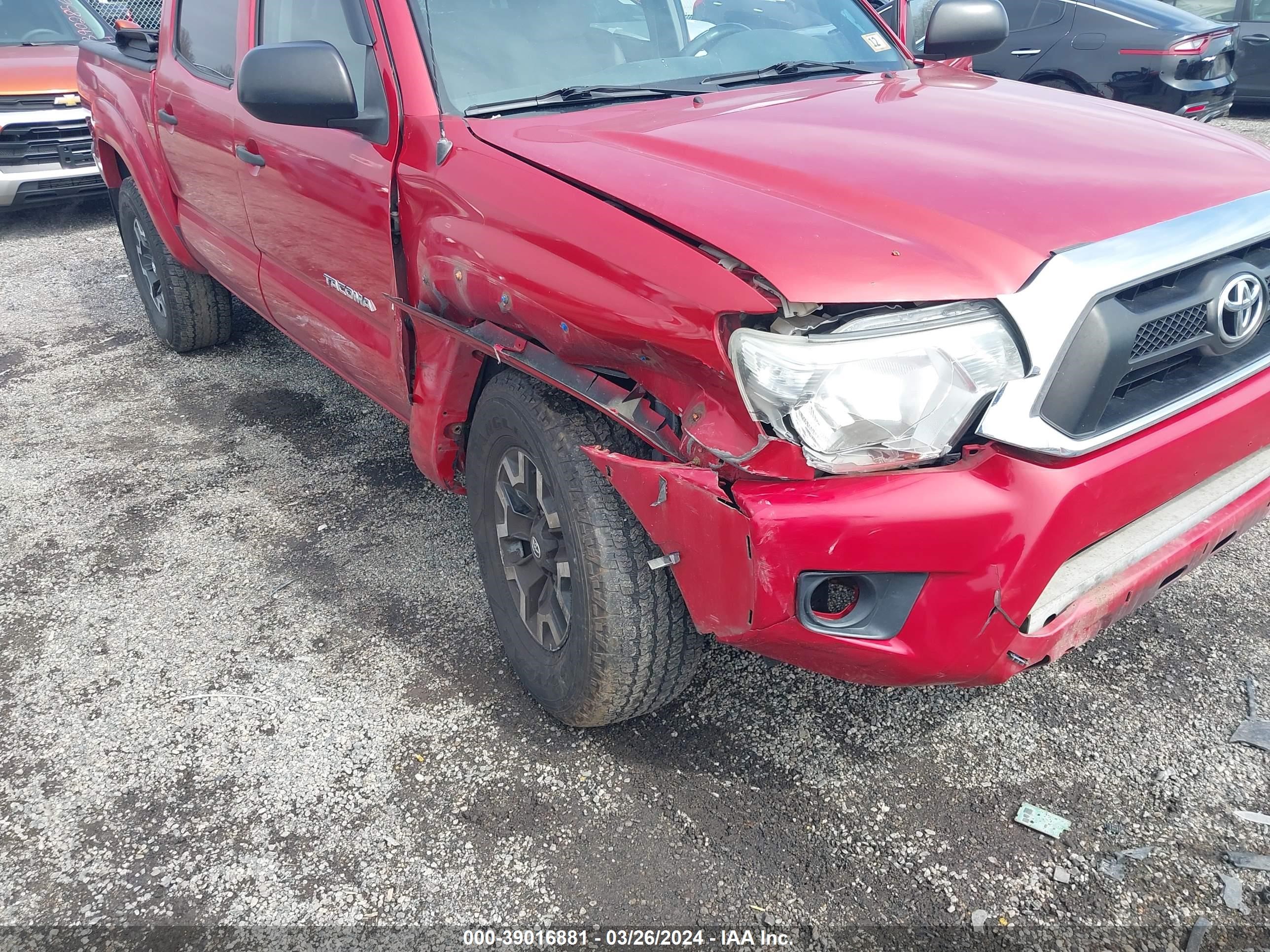 Photo 5 VIN: 3TMLU4EN1CM099300 - TOYOTA TACOMA 