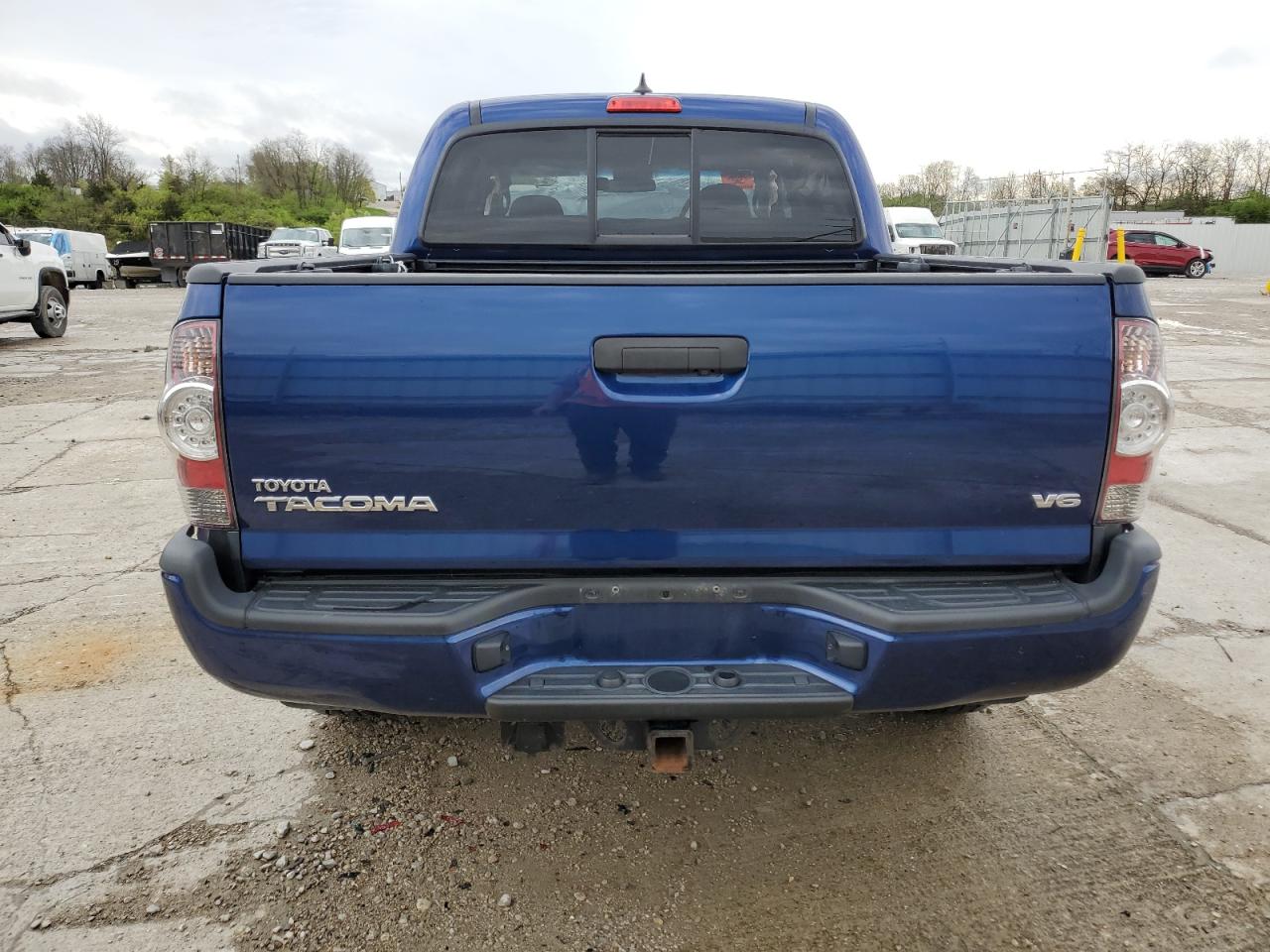 Photo 5 VIN: 3TMLU4EN1FM198302 - TOYOTA TACOMA 