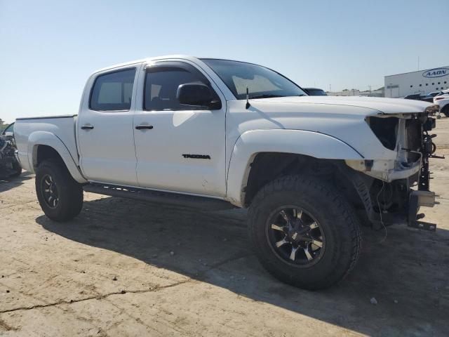 Photo 3 VIN: 3TMLU4EN2AM039412 - TOYOTA TACOMA DOU 