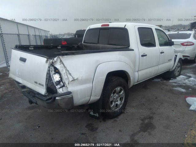 Photo 3 VIN: 3TMLU4EN2BM056289 - TOYOTA TACOMA 