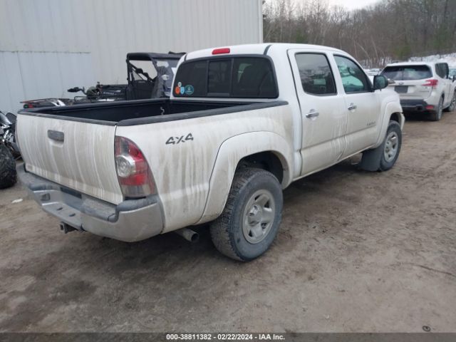 Photo 3 VIN: 3TMLU4EN2DM131303 - TOYOTA TACOMA 