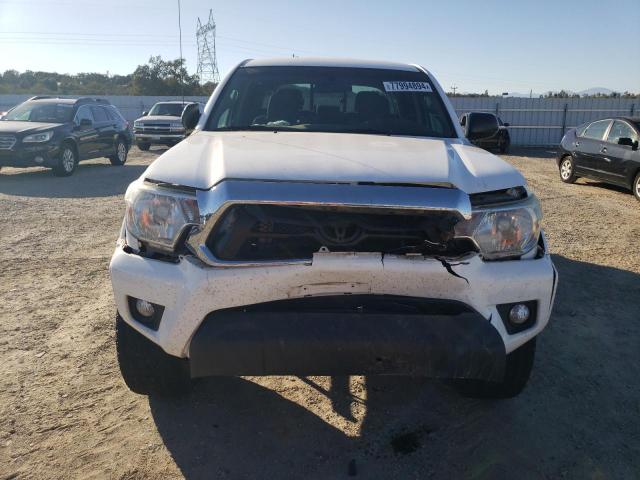 Photo 4 VIN: 3TMLU4EN2FM182688 - TOYOTA TACOMA DOU 