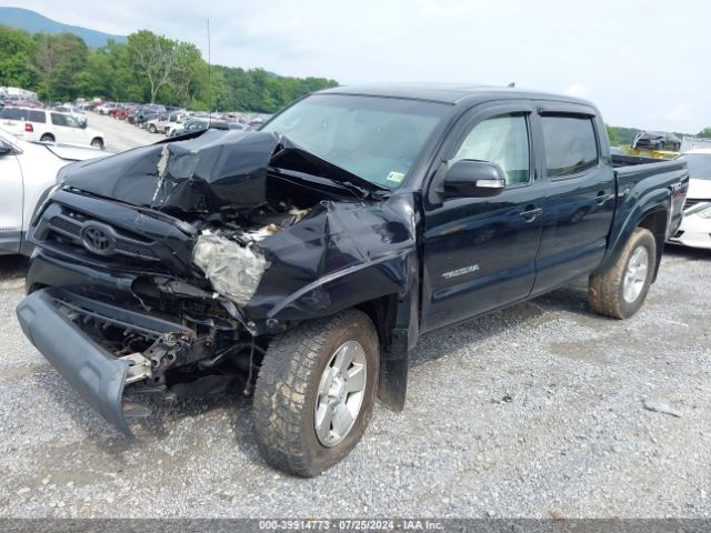 Photo 5 VIN: 3TMLU4EN2FM204592 - TOYOTA TACOMA 