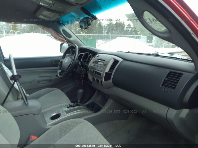 Photo 4 VIN: 3TMLU4EN3BM060030 - TOYOTA TACOMA 