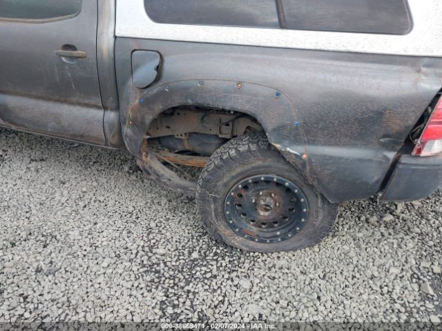 Photo 5 VIN: 3TMLU4EN3BM070802 - TOYOTA TACOMA 