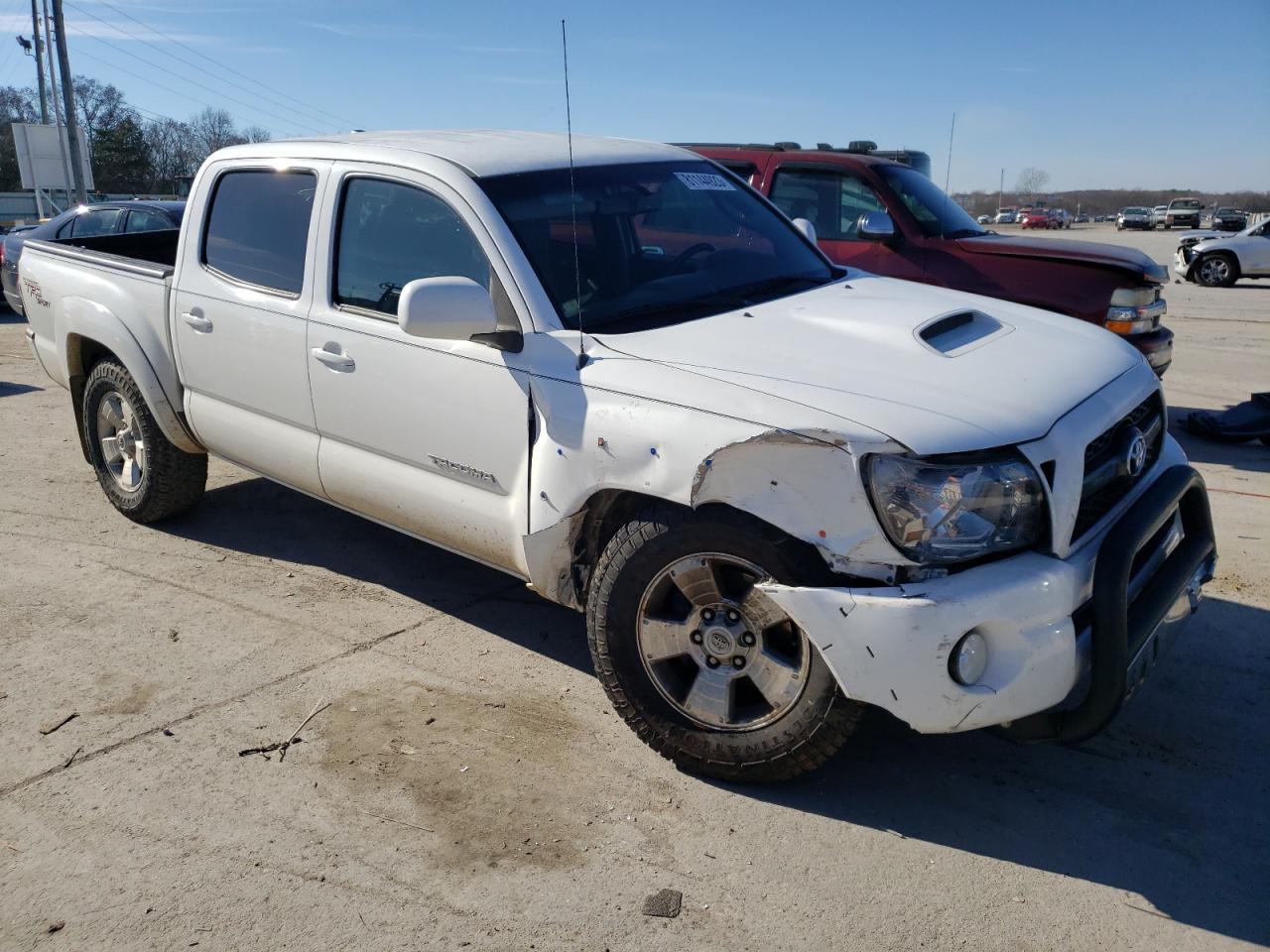 Photo 3 VIN: 3TMLU4EN3BM072758 - TOYOTA TACOMA 