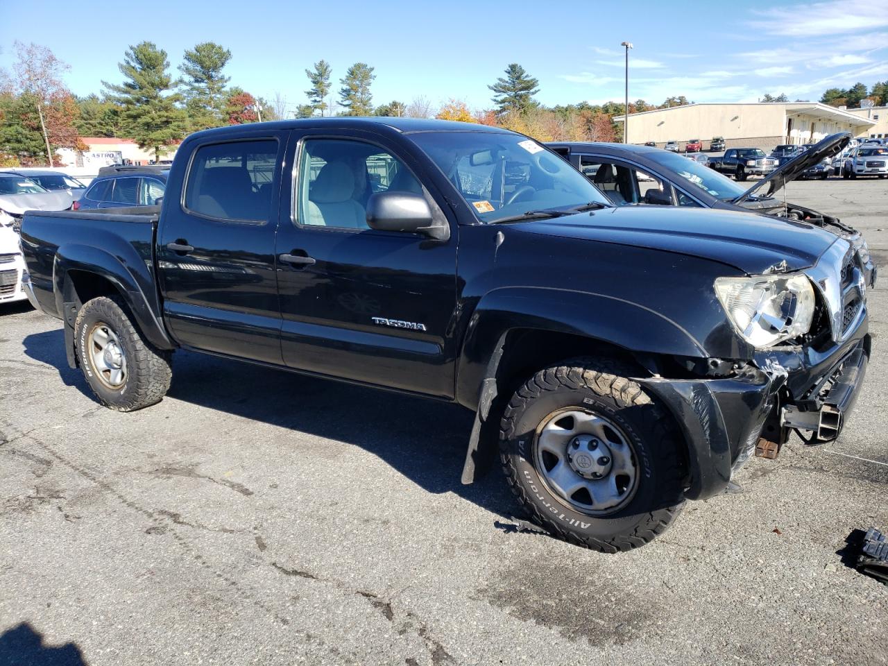 Photo 3 VIN: 3TMLU4EN4BM068623 - TOYOTA TACOMA 