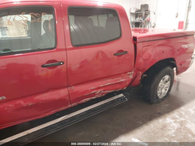 Photo 5 VIN: 3TMLU4EN4DM106418 - TOYOTA TACOMA 