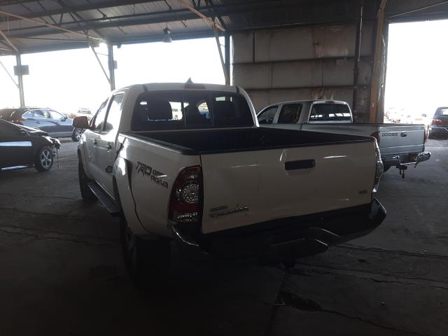 Photo 2 VIN: 3TMLU4EN4FM179226 - TOYOTA TACOMA DOU 