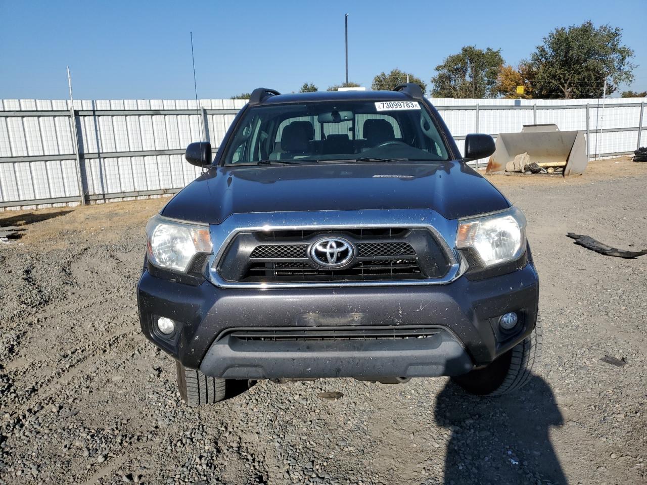 Photo 4 VIN: 3TMLU4EN5DM107481 - TOYOTA TACOMA 