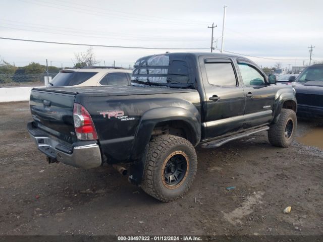 Photo 3 VIN: 3TMLU4EN6BM066582 - TOYOTA TACOMA 