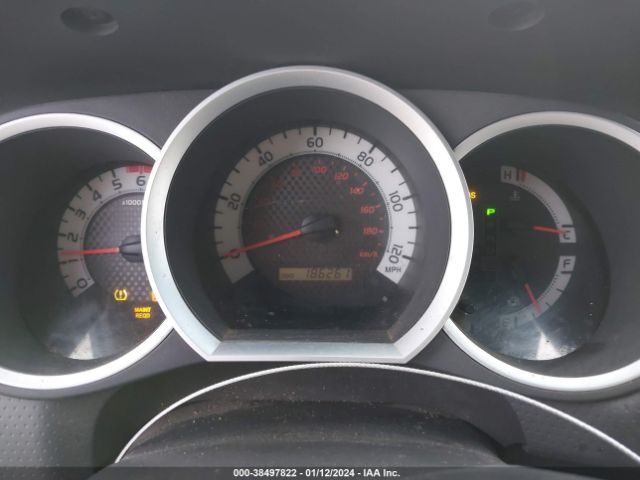 Photo 6 VIN: 3TMLU4EN6BM066582 - TOYOTA TACOMA 