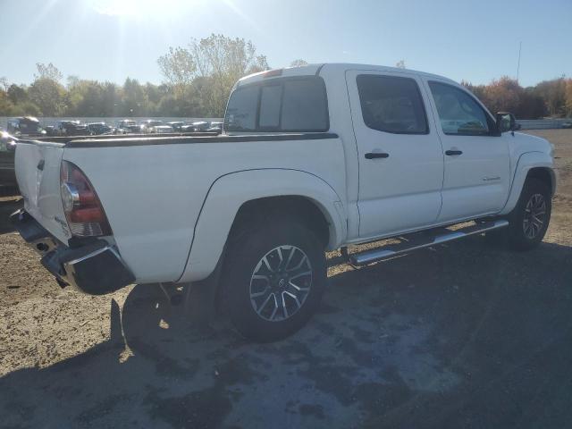 Photo 2 VIN: 3TMLU4EN6DM119204 - TOYOTA TACOMA DOU 