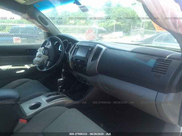 Photo 4 VIN: 3TMLU4EN6EM152835 - TOYOTA TACOMA 