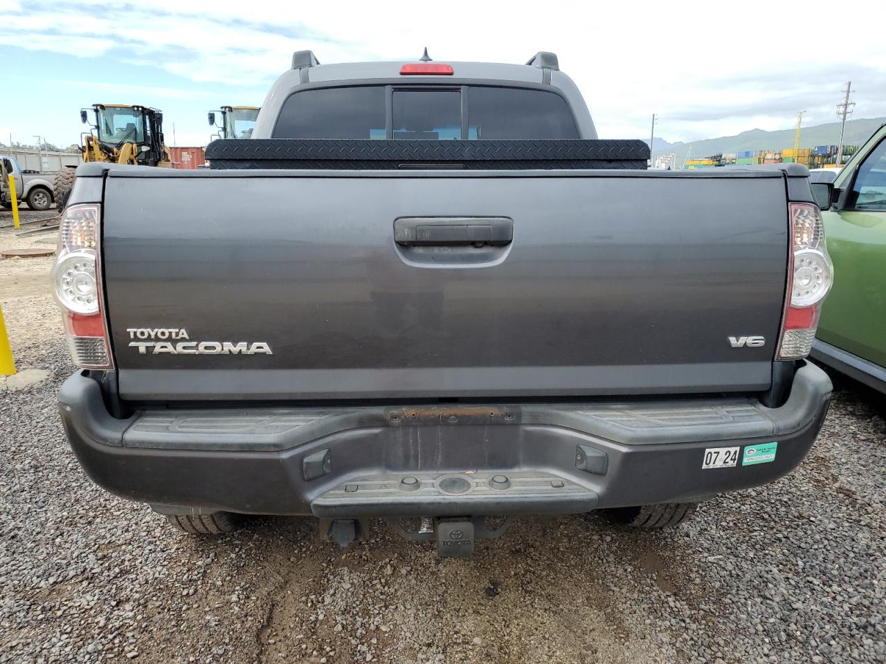 Photo 5 VIN: 3TMLU4EN6FM195265 - TOYOTA TACOMA 