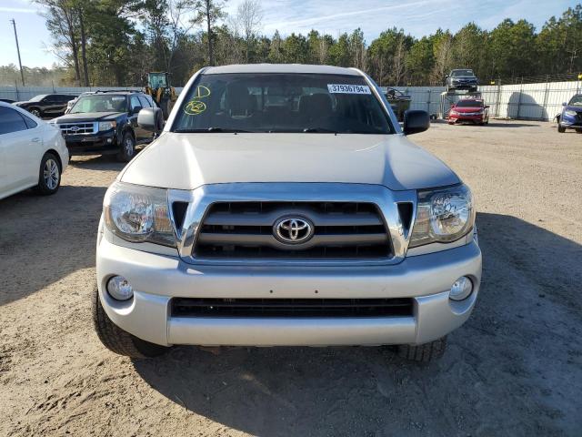 Photo 4 VIN: 3TMLU4EN7AM046842 - TOYOTA TACOMA 