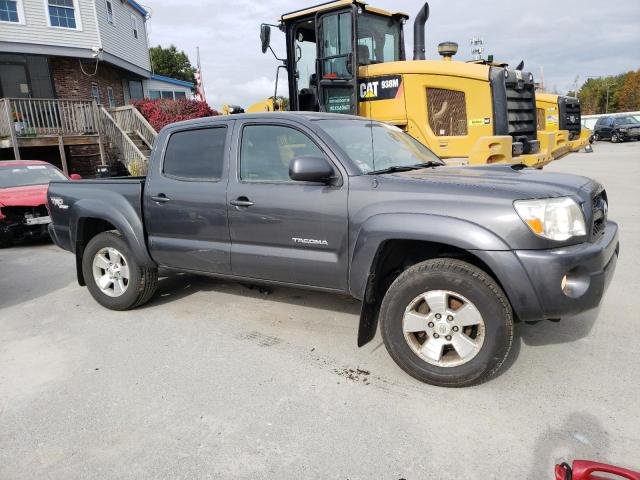 Photo 3 VIN: 3TMLU4EN7BM071791 - TOYOTA TACOMA 