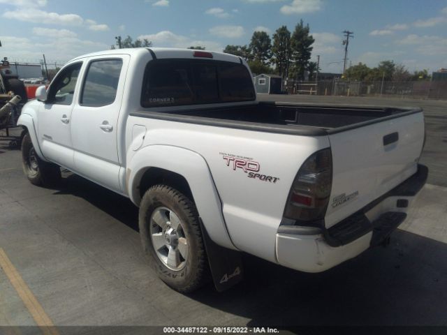 Photo 2 VIN: 3TMLU4EN7BM075131 - TOYOTA TACOMA 