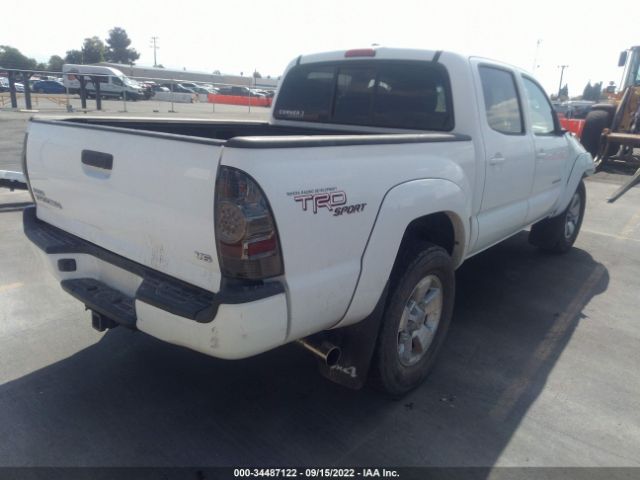 Photo 3 VIN: 3TMLU4EN7BM075131 - TOYOTA TACOMA 