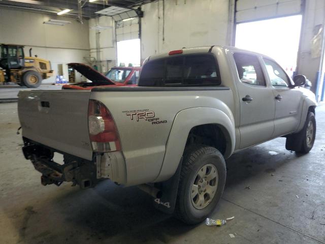 Photo 3 VIN: 3TMLU4EN7BM079860 - TOYOTA TACOMA DOU 