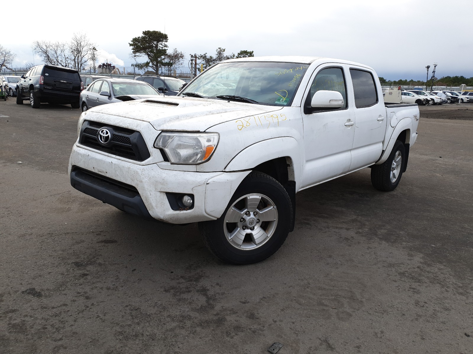 Photo 1 VIN: 3TMLU4EN7DM117056 - TOYOTA TACOMA 