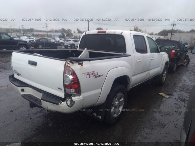 Photo 3 VIN: 3TMLU4EN7DM117056 - TOYOTA TACOMA 