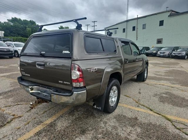 Photo 3 VIN: 3TMLU4EN8AM052147 - TOYOTA TACOMA DOU 