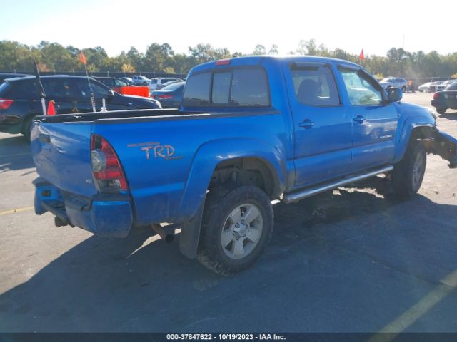 Photo 3 VIN: 3TMLU4EN8BM061870 - TOYOTA TACOMA 